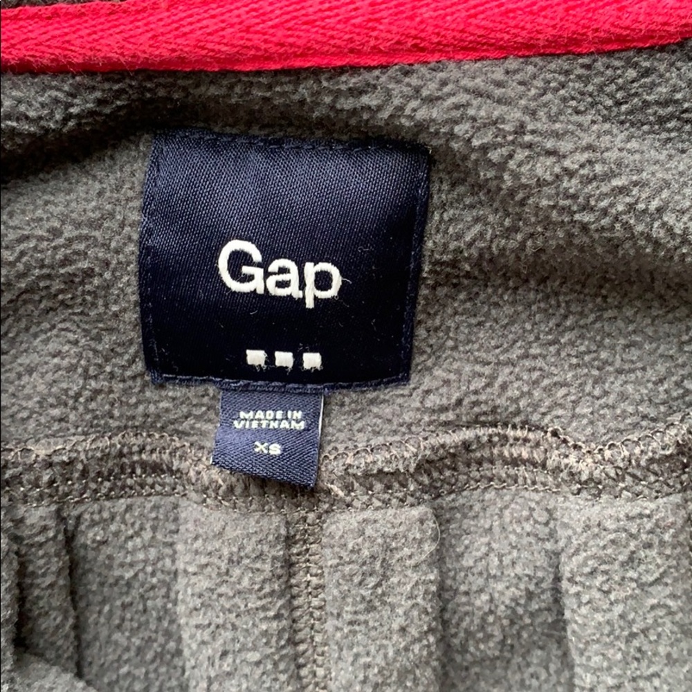 GAP zip up - Picture 5 of 7